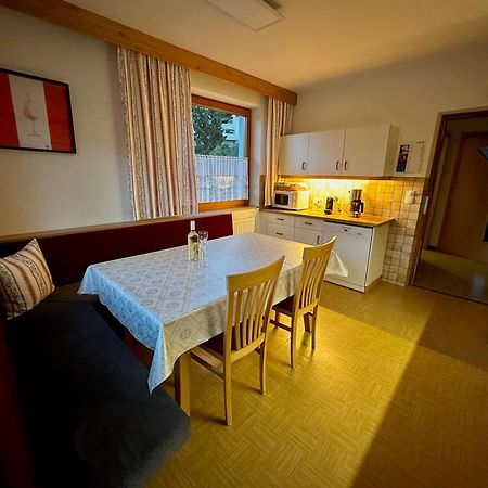 Haus Saxer Apartment Mieders Bagian luar foto