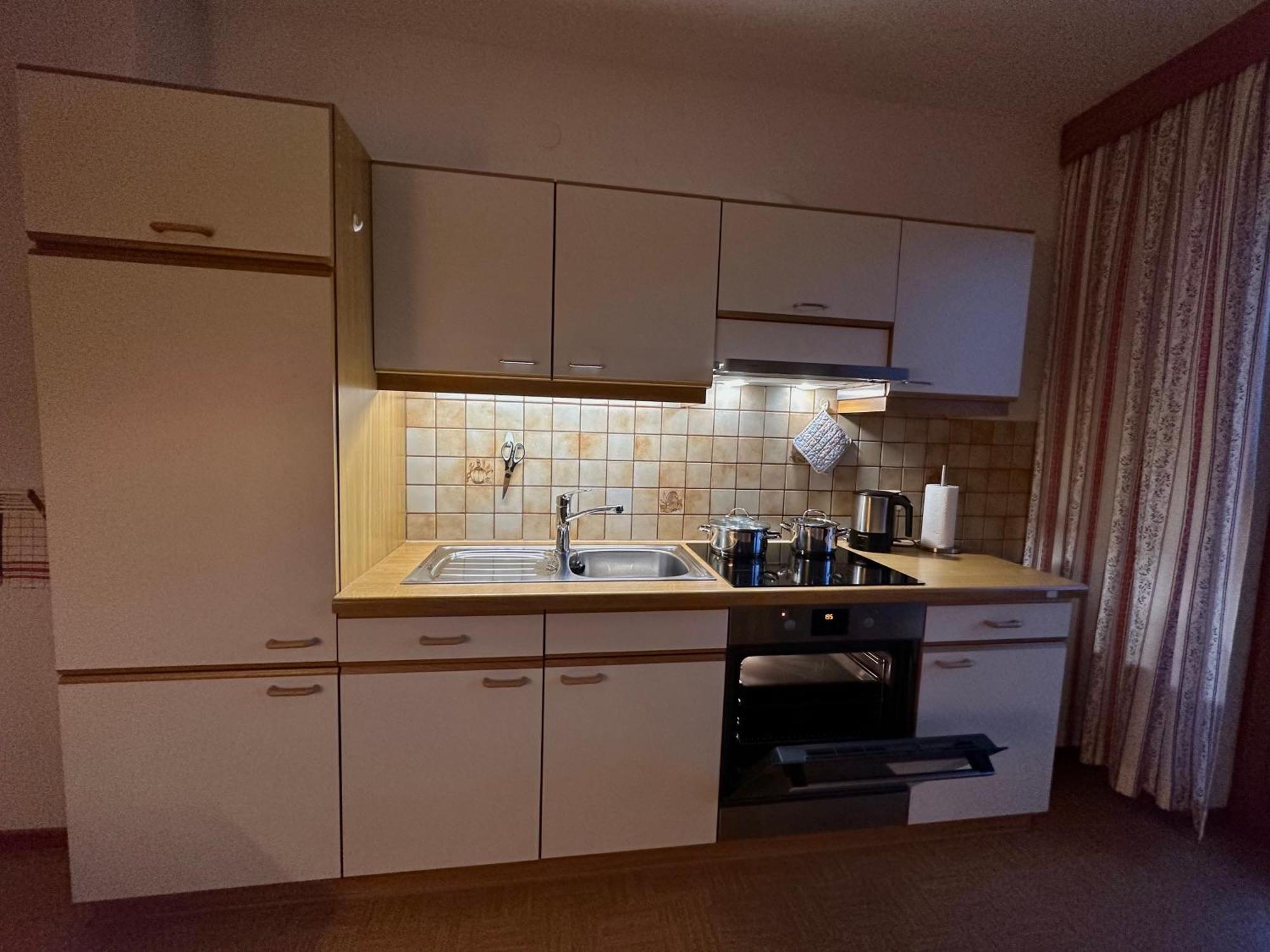 Haus Saxer Apartment Mieders Bagian luar foto